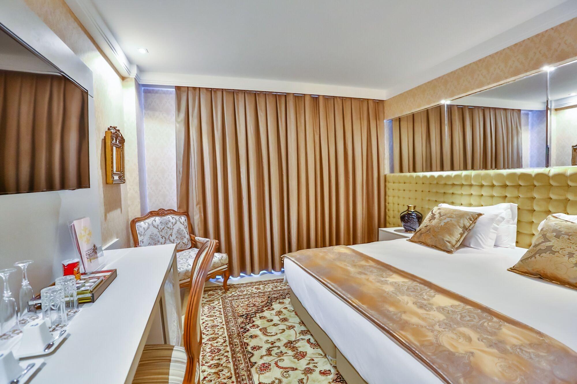 Golden Lis Hotel Boutique Goiânia Extérieur photo A room at the hotel